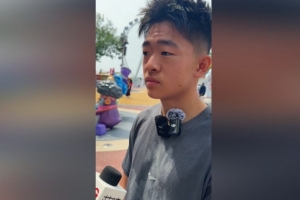 鄺兆鐳談足球小將奪冠：在歐洲拿冠軍很不容易，當(dāng)年我們也特困難配圖