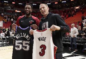 白巧克力:不認為我了拯救NBA 若沒出色隊友我的傳球就不會成功配圖