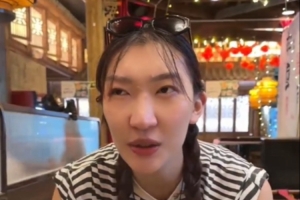 韓旭更新WNBA日常vlog：沒(méi)有什么比一頓火鍋更讓我覺(jué)得放松的了配圖