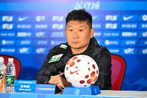 記者：蓉渝德比銅梁龍4位U20球員首發(fā)，蓉城9名30歲以上球員配圖