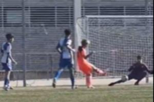 未來！14歲李昊炎巴薩U15首秀即雙響，首球穿襠+扣開防守連過兩人配圖