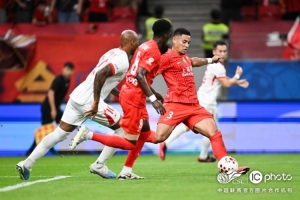 上海海港2-1青島海牛，下一場(chǎng)海港隊(duì)將客場(chǎng)對(duì)陣深圳新鵬城隊(duì)配圖