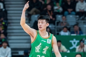 濟(jì)南時(shí)報(bào)：王嵐嵚有望參加夏聯(lián)青島站的比賽 早日和山東進(jìn)行磨合配圖